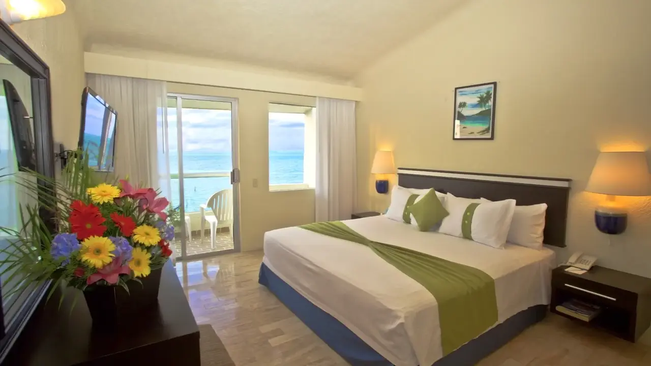 Aquamarina Beach Resort