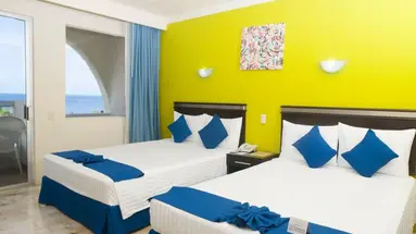 Aquamarina Beach Resort