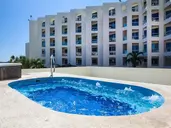 Aquamarina Beach Resort
