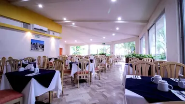 Aquamarina Beach Resort