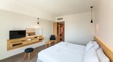 Aquarium View Hotel
