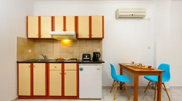 Aquarius Beach Hotel