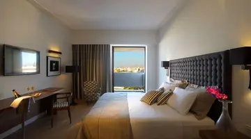 Aquila Atlantis Hotel
