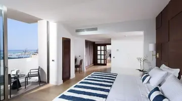 Aquila Atlantis Hotel