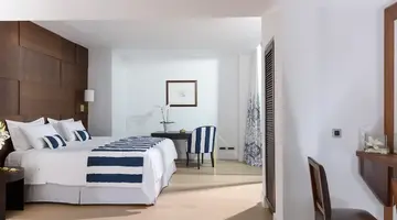 Aquila Atlantis Hotel