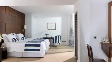 Aquila Atlantis Hotel