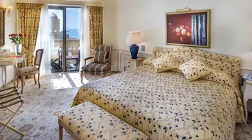 Aquila Rithymna Beach