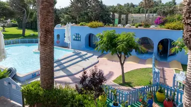 AQUILA RITHYMNA BEACH