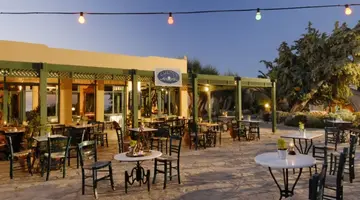 AQUILA RITHYMNA BEACH