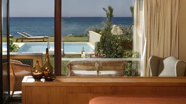 AQUILA RITHYMNA BEACH