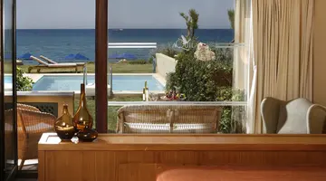AQUILA RITHYMNA BEACH