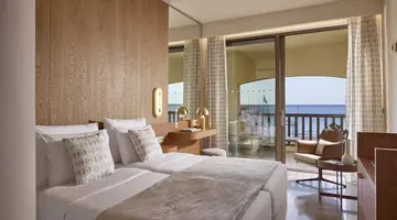 AQUILA RITHYMNA BEACH