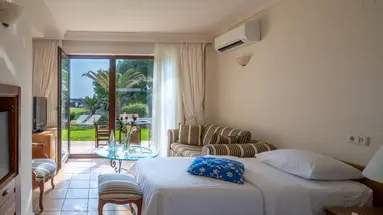 Aquila Rithymna Beach