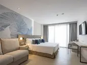 AR Diamante Beach