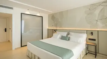 AR Diamante Beach