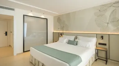 AR Diamante Beach