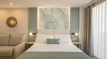 AR Diamante Beach