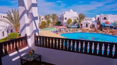 Arabella Azur