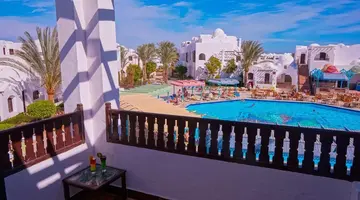 Arabella Azur