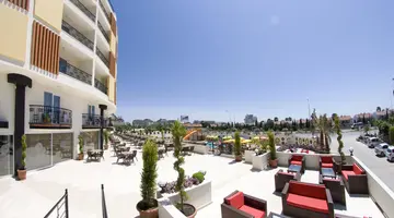 ARABELLA WORLD HOTEL