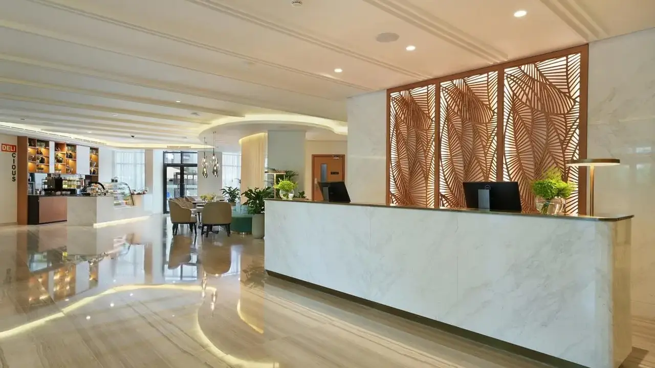 Arabian Park Dubai - Edge by Rotana