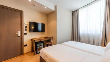 ARAGOSTA HOTEL & RESTAURANT