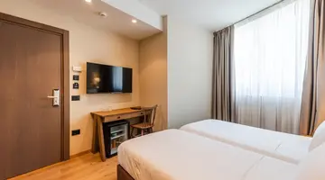 Aragosta Hotel & Restaurant