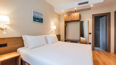 ARAGOSTA Hotel