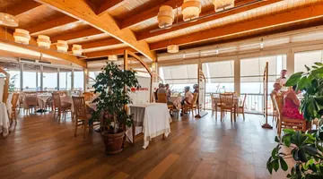 ARAGOSTA Hotel