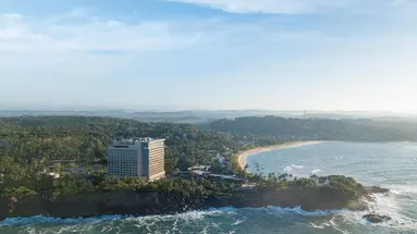 Araliya Beach Resort & Spa