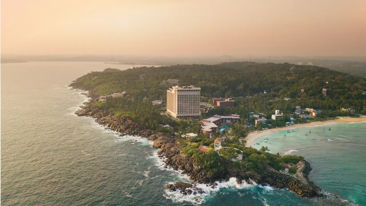 ARALIYA BEACH RESORT & SPA