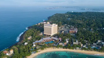 ARALIYA BEACH RESORT & SPA