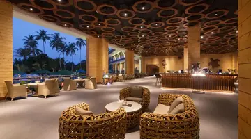 Araliya Beach Resort & Spa