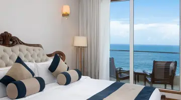 Araliya Beach Resort & Spa
