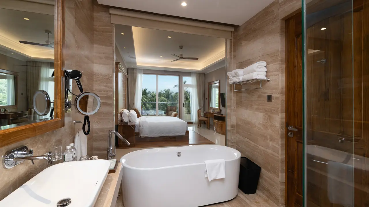 ARALIYA BEACH RESORT & SPA