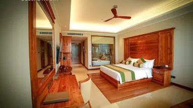 Araliya Beach Resort & Spa