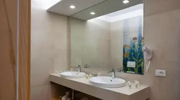 Arathena Rocks Hotel