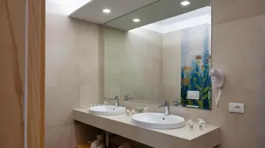 Arathena Rocks Hotel