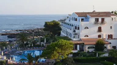 Arathena Rocks Hotel