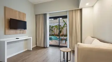 ARCANUS HOTELS TRENDLINE SIDE