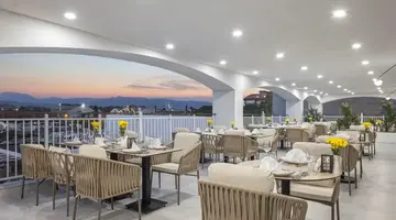 ARCANUS HOTELS TRENDLINE SIDE