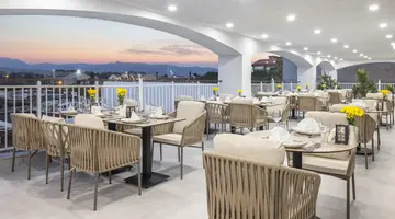 ARCANUS HOTELS TRENDLINE SIDE