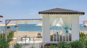Arcanus Side Resort