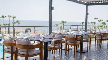 Arcanus Side Resort