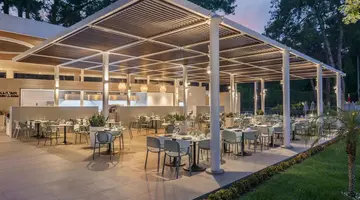 Arcanus Side Resort
