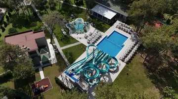 Arcanus Side Resort