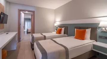 Arcanus Trendline Resort Side