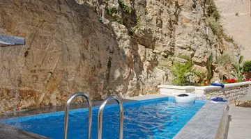 Archipelagos Hotel