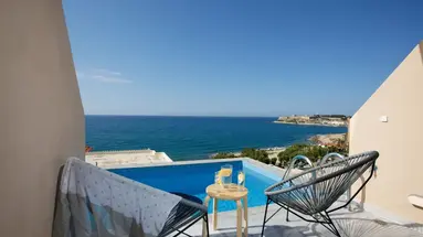 Archipelagos Hotel
