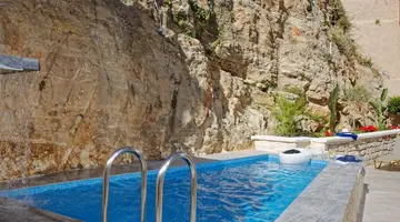 Archipelagos Hotel